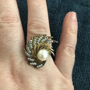 925 sterling silver ring, matching pieces are in my listings